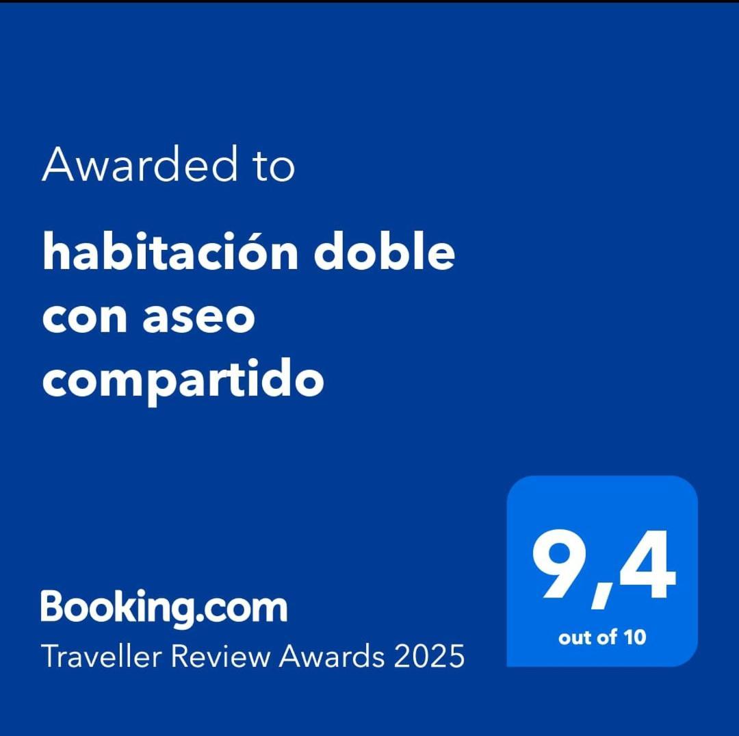 Habitacion Doble Con Aseo Compartido 코리아델리오 외부 사진